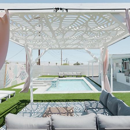 Palm Vista By Rather Be Properties Palm Springs Bagian luar foto