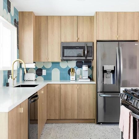 Palm Vista By Rather Be Properties Palm Springs Bagian luar foto