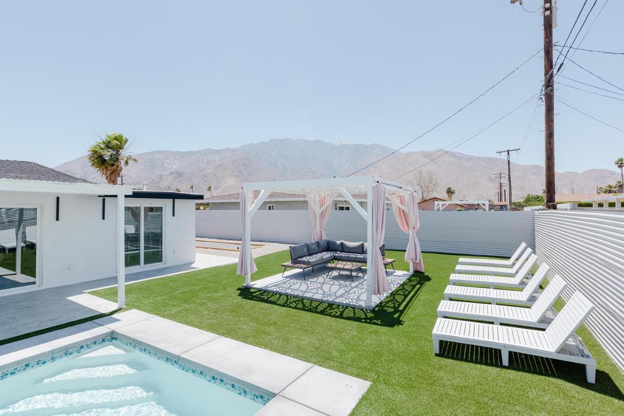 Palm Vista By Rather Be Properties Palm Springs Bagian luar foto
