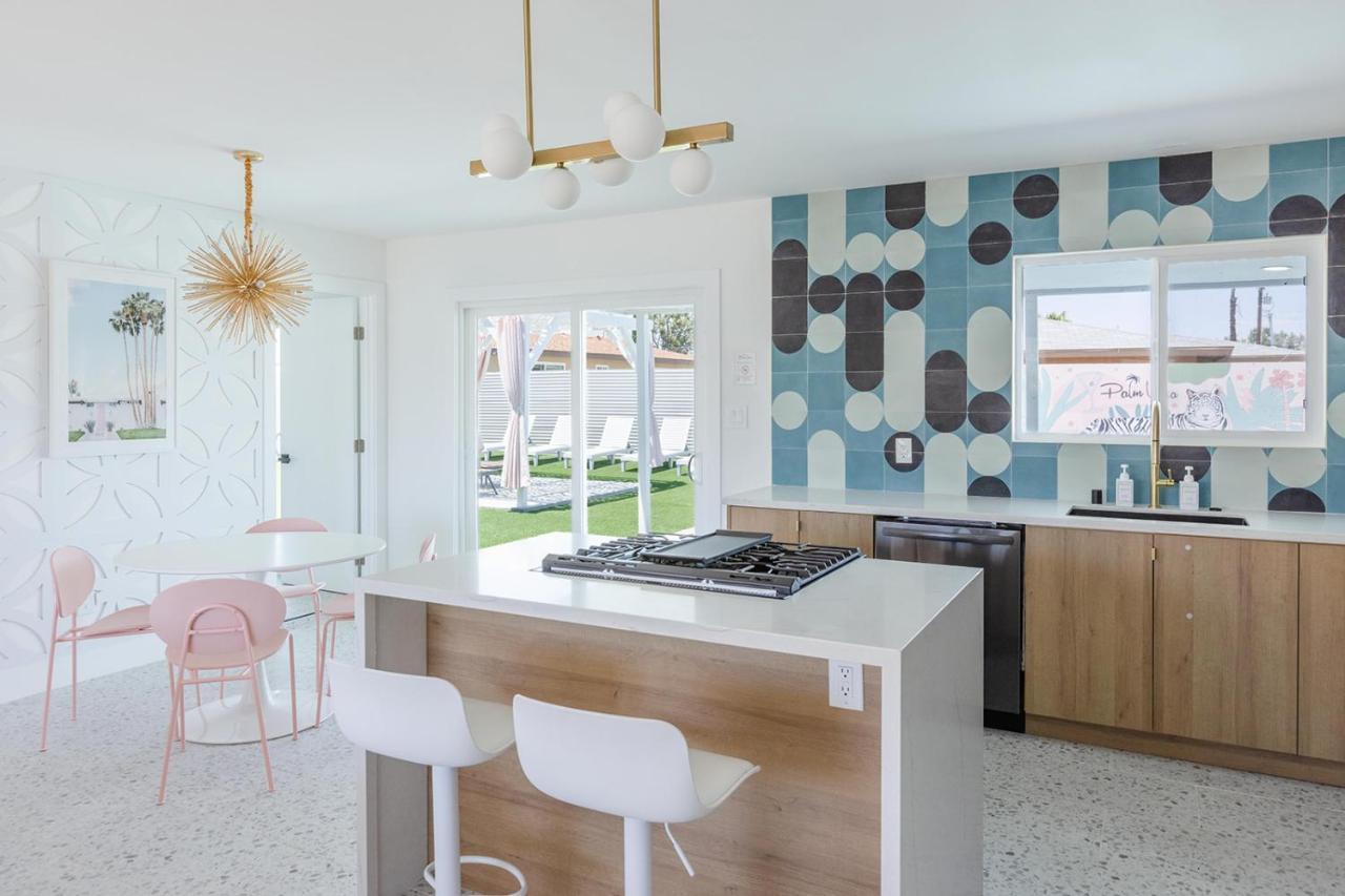Palm Vista By Rather Be Properties Palm Springs Bagian luar foto